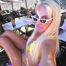 Geile Parys und ab und zu Sex als deine Hausfrau