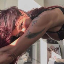 Wie du siehst habe ich geile Muskeln, magst du sowas?