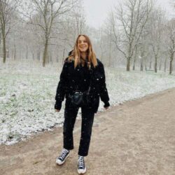 Ich finde es recht geil, wenn man mir in den Arsch spritzt